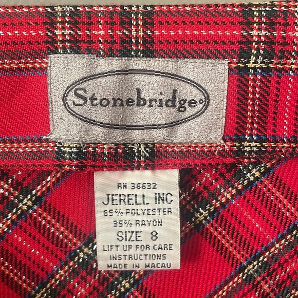 Stonebridge Red Plaid Christmas skirt - Picture 5 of 5